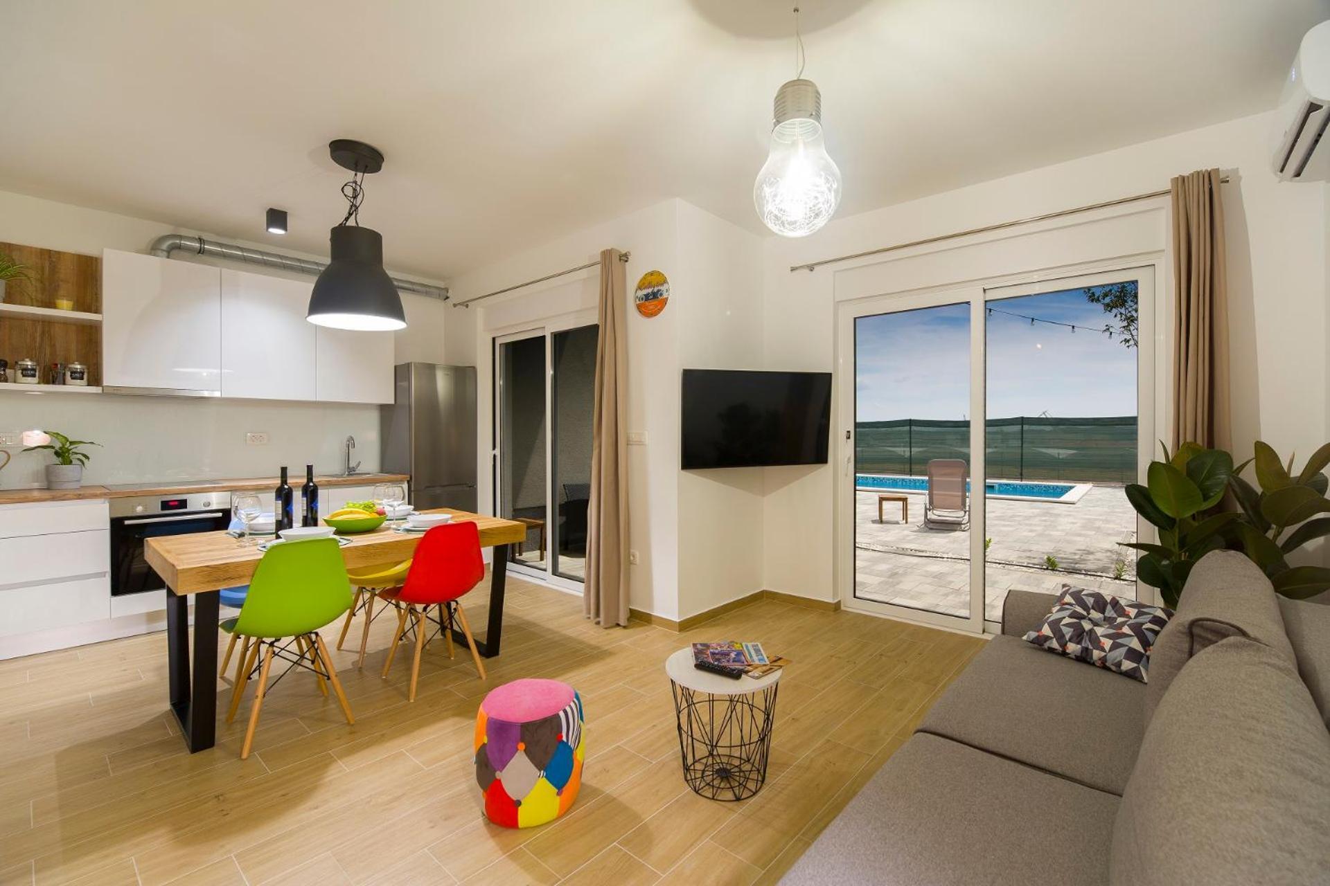 ホテル Bulli Croatia ドニー・セゲット 部屋 写真
